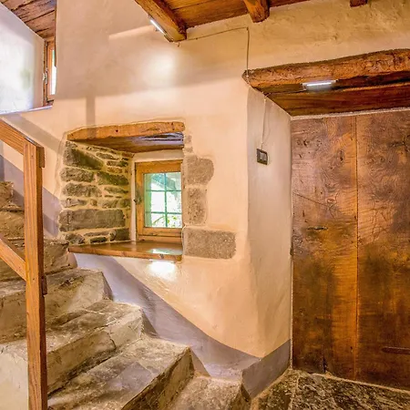 Dom wakacyjny Casa Nel Bosco Talla